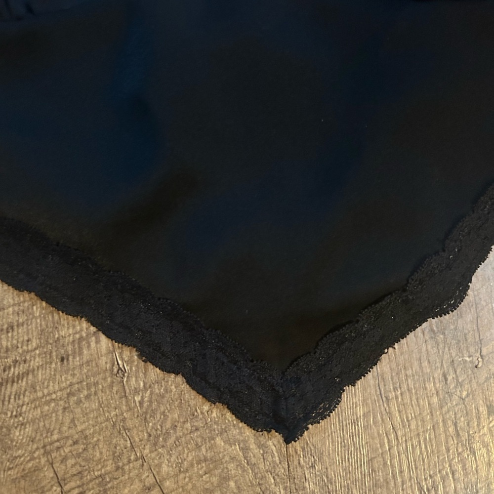 Forever 21 Black Satin Lace Toe Back Crop Top Size M - Picture 7 of 10